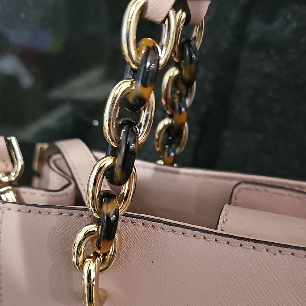 Michael Kors Pink Sofia Shoulder Bag with Chain Details - Picture 5 of 8